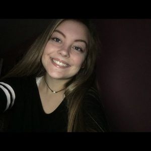 Meet your Posher, Rebecca